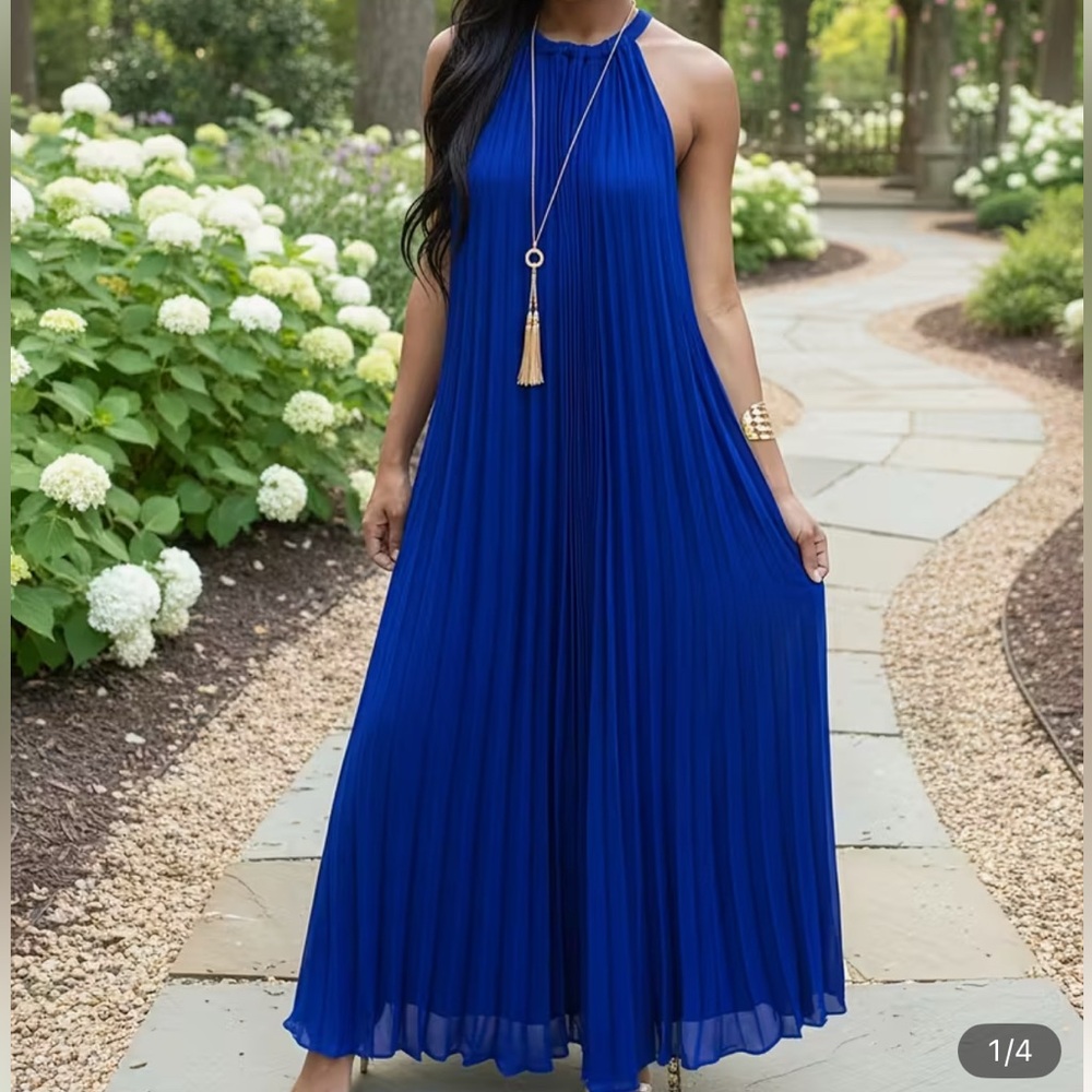 Elegant Blue Pleated Maxi Dress XL 
BRAND NEW